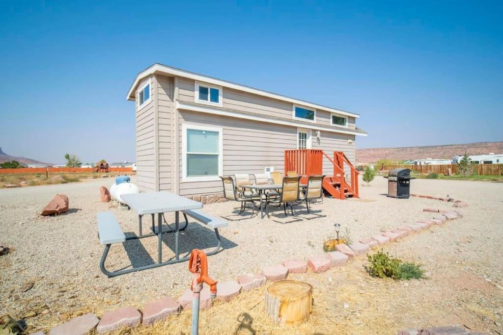 Вилла Redrock Moab Tiny House W Large Loft Site 8 Экстерьер фото